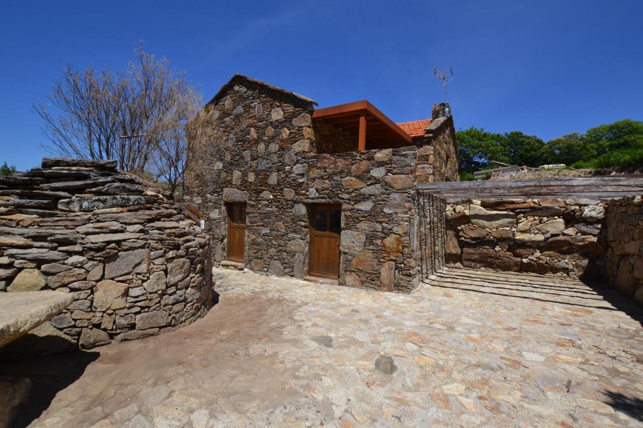 הוילה Melgaço Casas De Xisto, Branda Da Aveleira מראה חיצוני תמונה