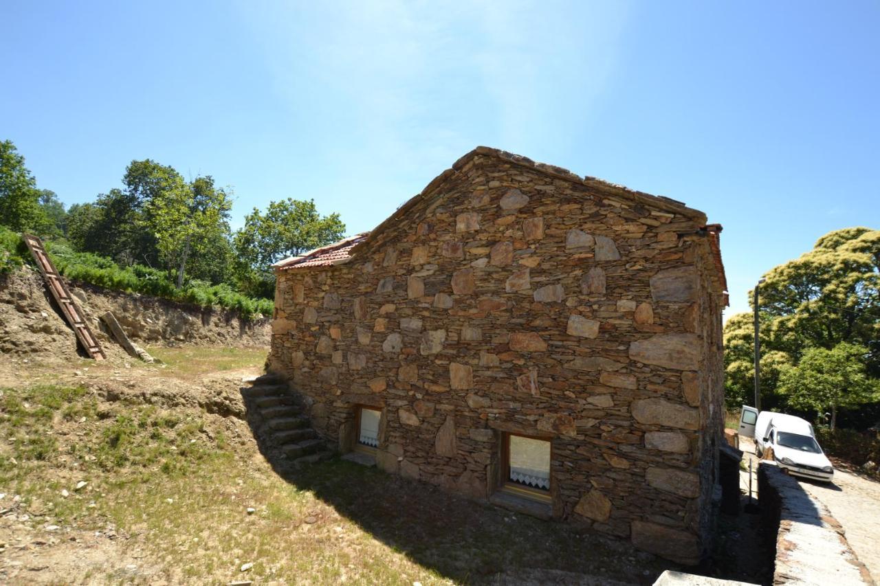 הוילה Melgaço Casas De Xisto, Branda Da Aveleira מראה חיצוני תמונה