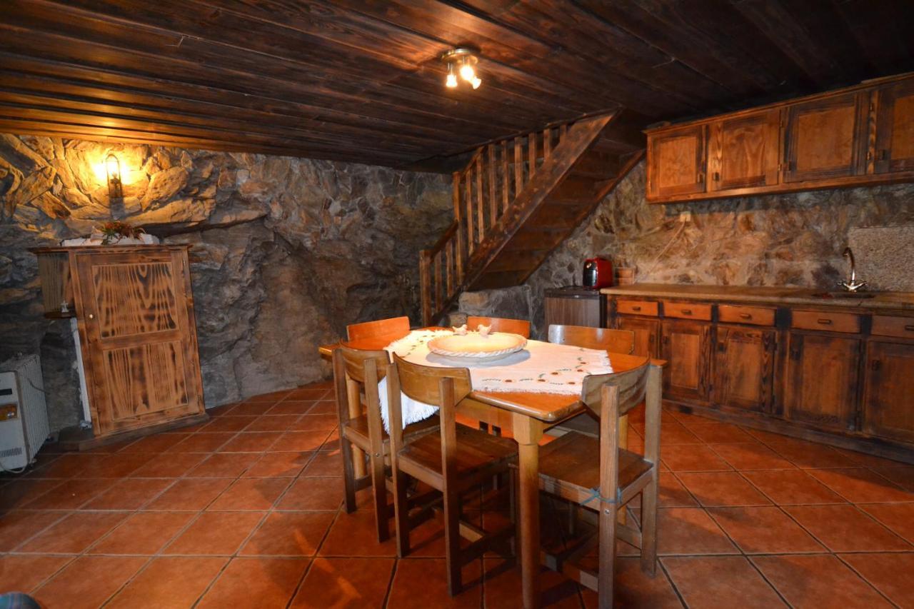 הוילה Melgaço Casas De Xisto, Branda Da Aveleira מראה חיצוני תמונה